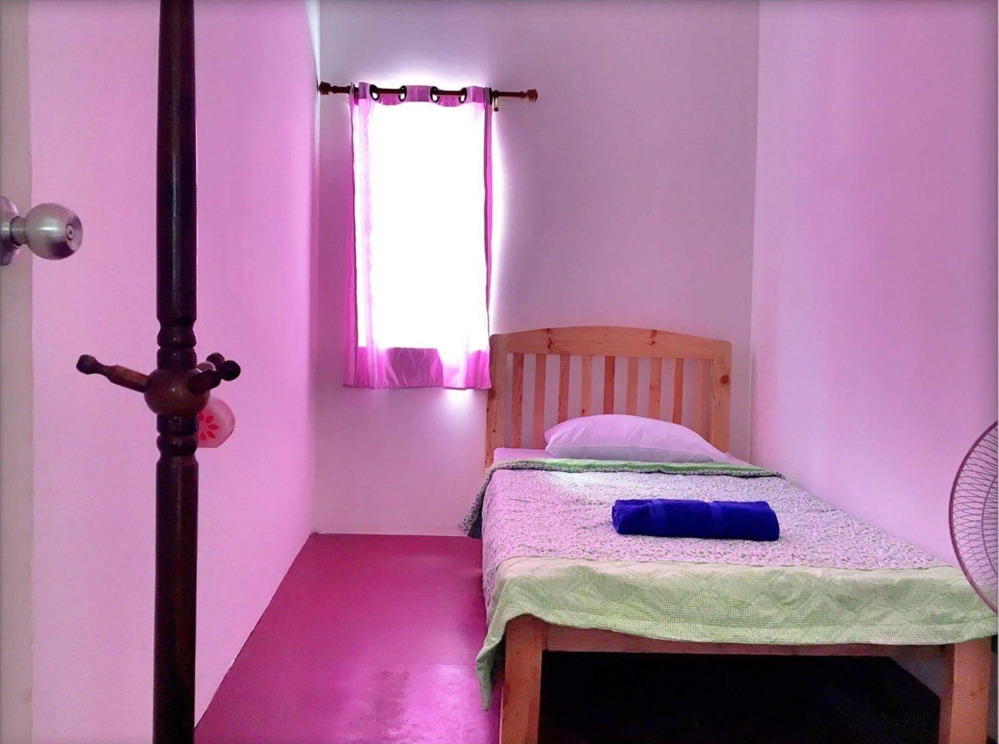 Paapu House Bed & Breakfast Chiang Mai Bagian luar foto