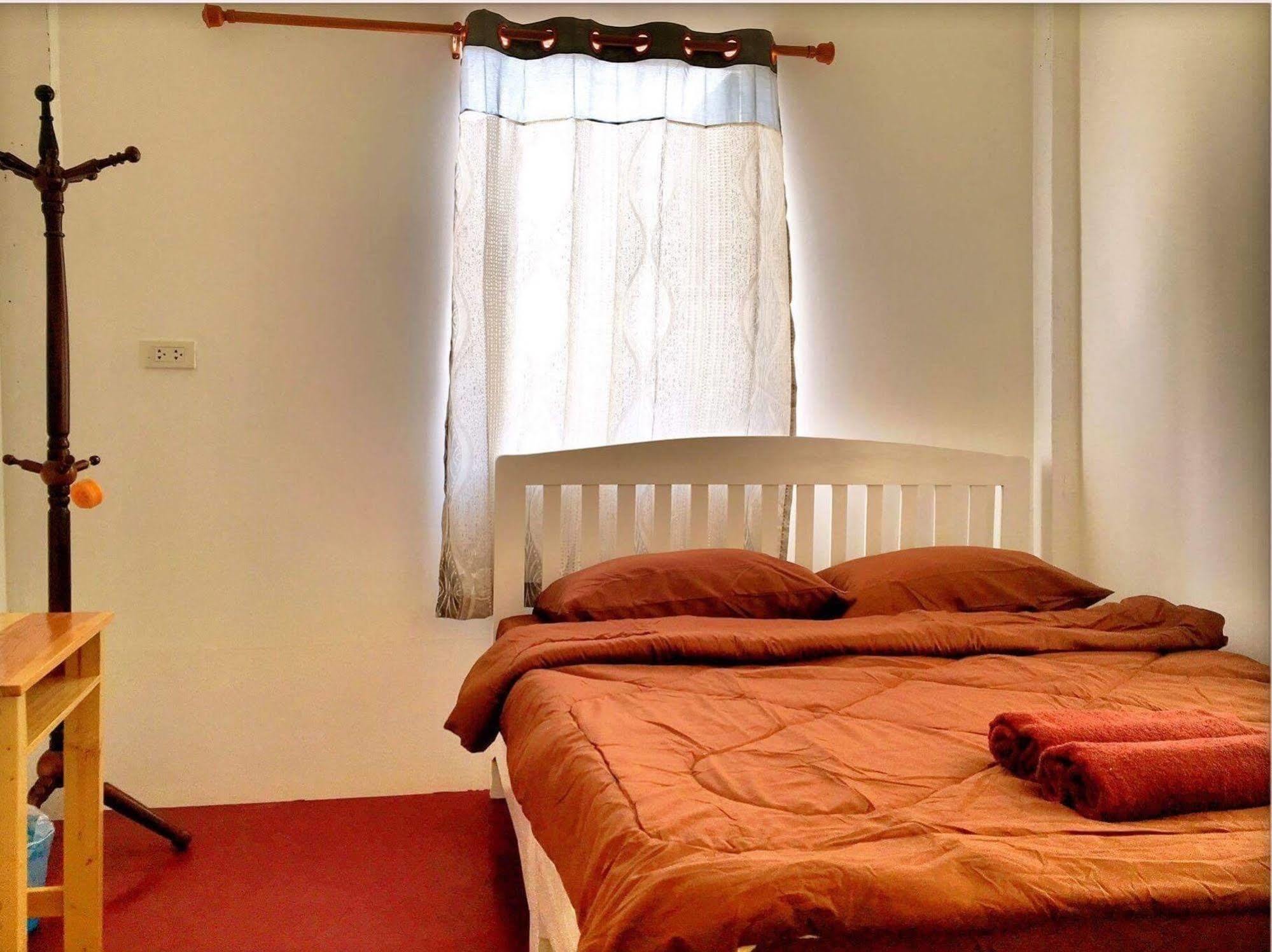 Paapu House Bed & Breakfast Chiang Mai Bagian luar foto