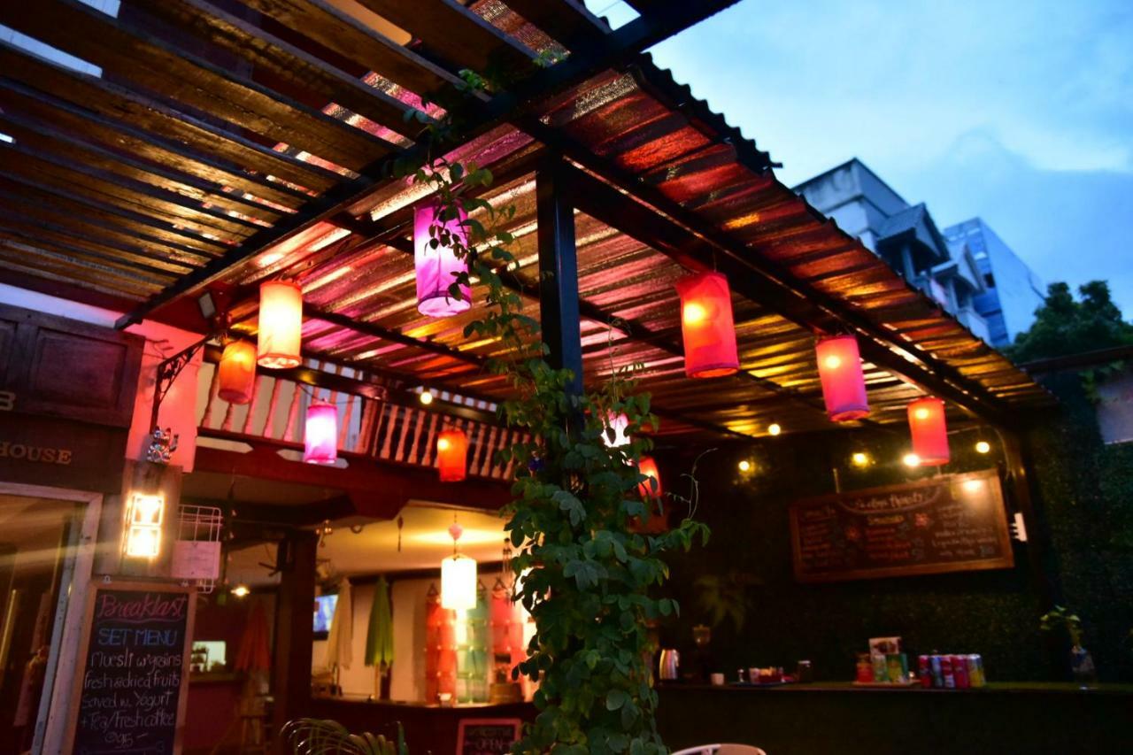 Paapu House Bed & Breakfast Chiang Mai Bagian luar foto