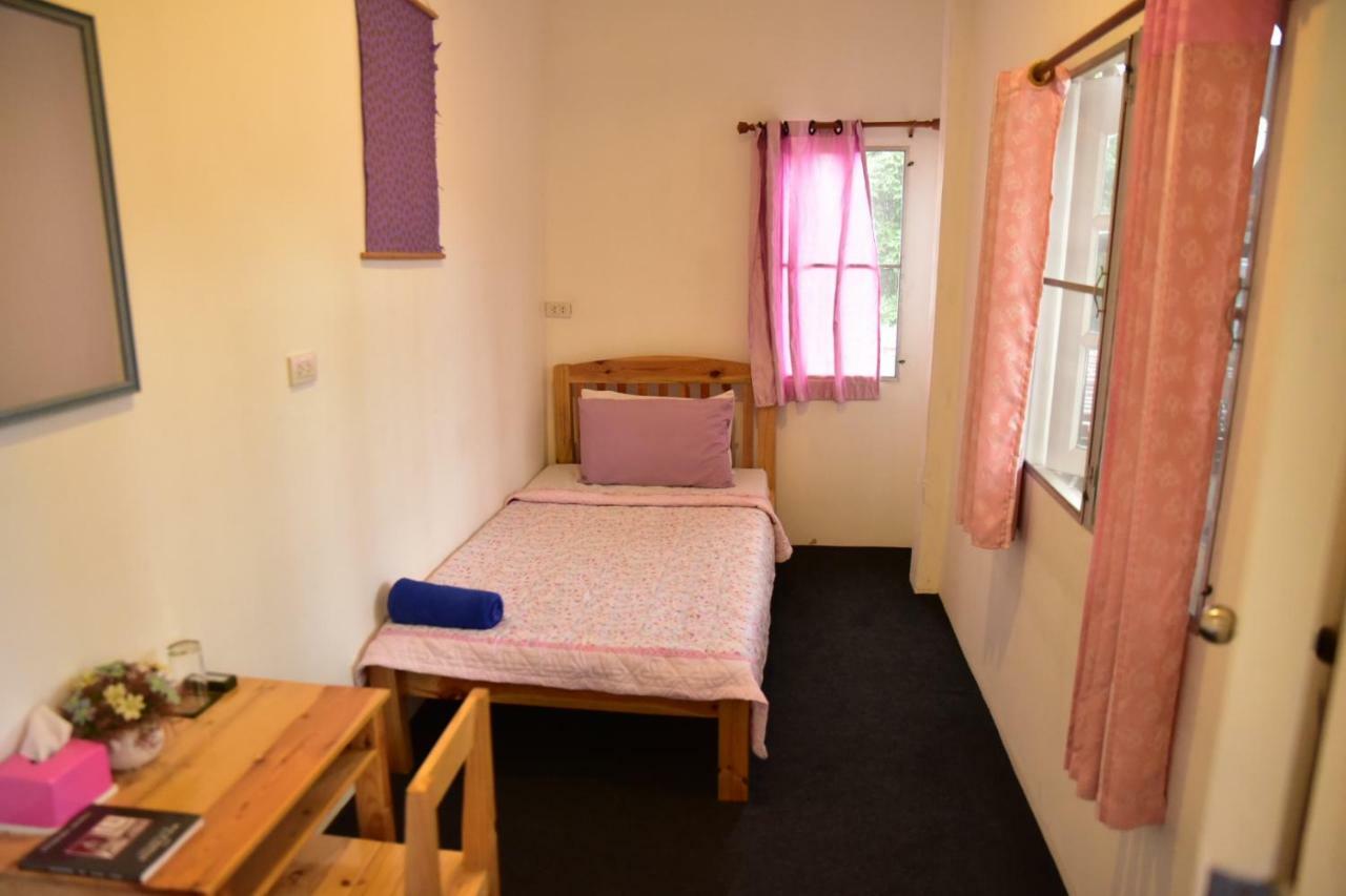 Paapu House Bed & Breakfast Chiang Mai Bagian luar foto
