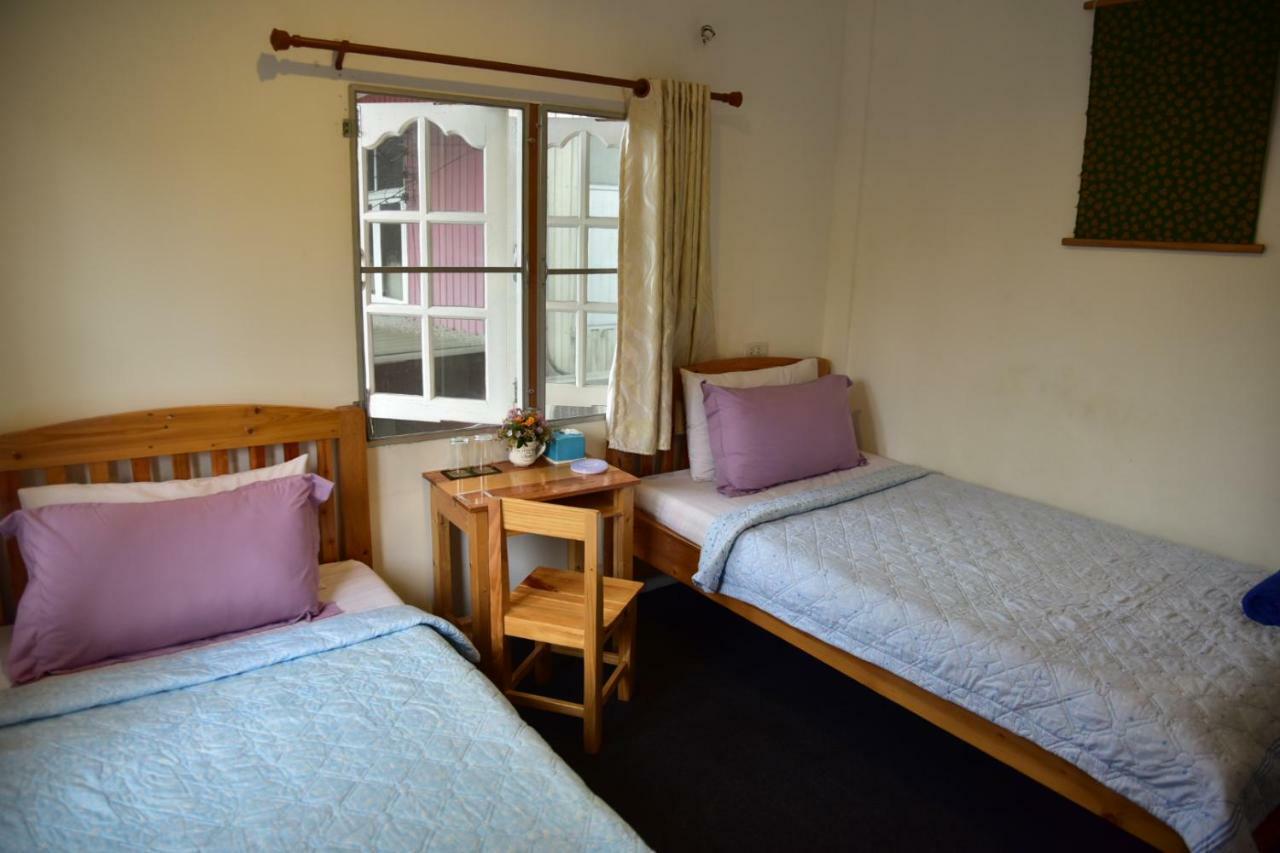 Paapu House Bed & Breakfast Chiang Mai Bagian luar foto